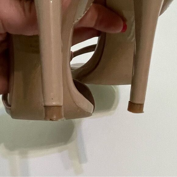 Steve Madden Open Toe Ankle Strap Heels Size 6.5 Patent - Picture 9 of 12